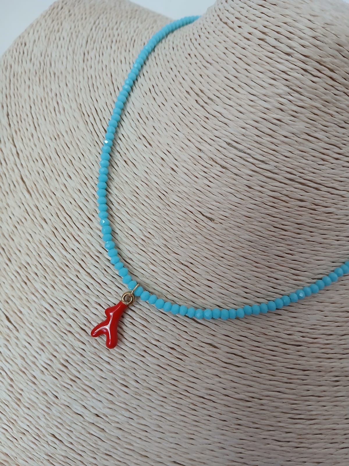 Colgante coral de cerámina